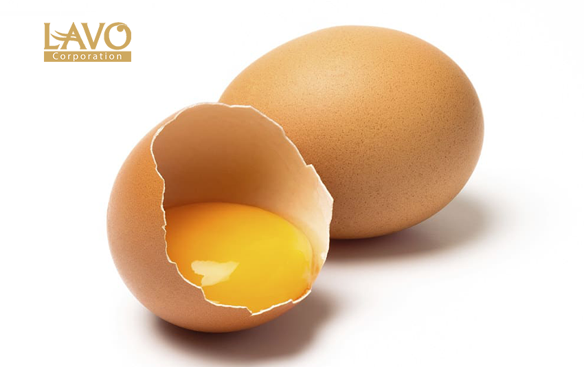 DƯỠNG TÓC BẰNG LÒNG ĐỎ TRỨNG