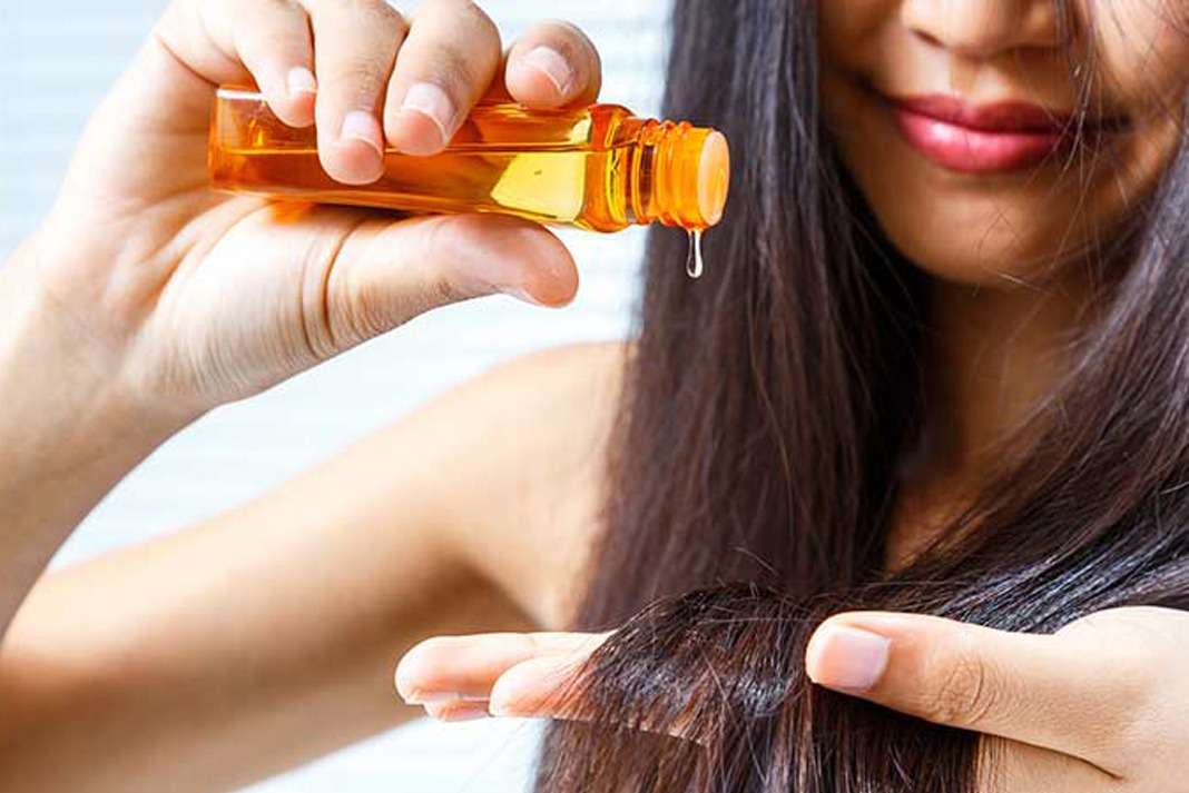 Đừng quên thoa serum dưỡng sau khi uốn tóc