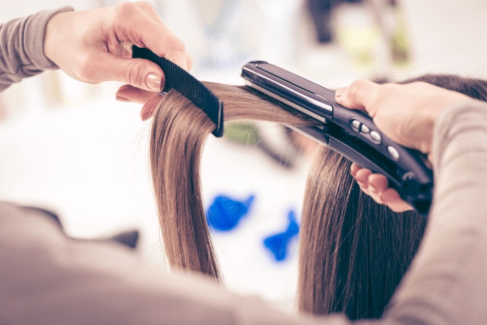 Duỗi tóc là thay đổi cấu trúc tóc thường thành tóc siêu thẳng