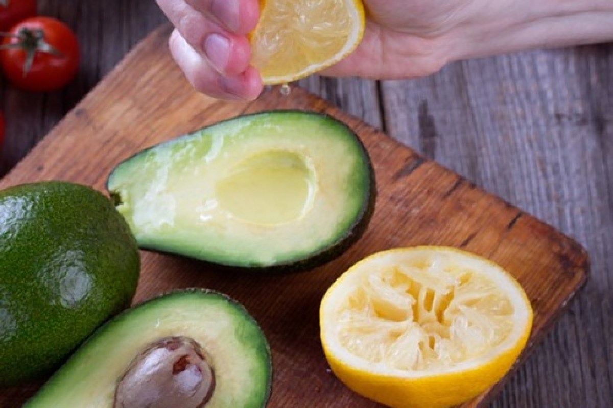 Công thức hữu hiệu trong việc loại bỏ dầu thừa và gàu